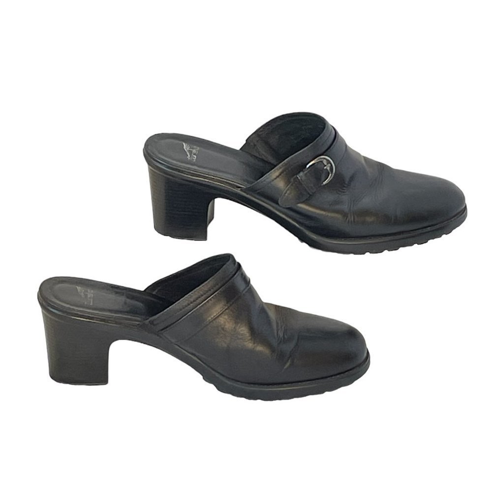 Dansko Black Leather Mule with Chunky Heel has Ornamental Strap with Buckle 11.5